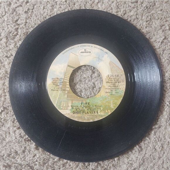 Ohio Players - FIRE/TOGETHER 45' Vinyl Record PRE-OWNED - Picture 2 of 3